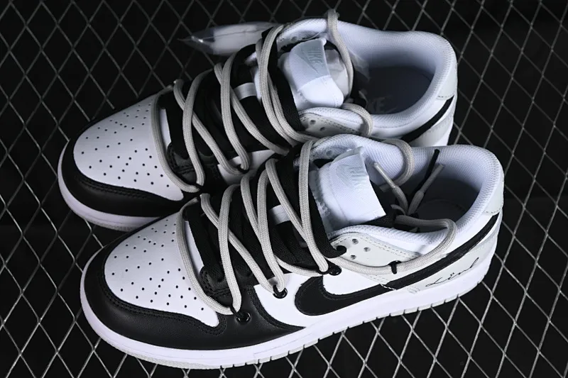 All Categories Nk SB Dunk Series Nk SB Dunk Low Low-top sneakers Nk Dunk Low Leather letters High street deconstruction Black and gray SB strap low-top casual sneakers DV0831-101